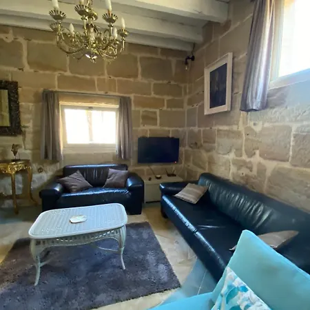 Holiday home Au Petit Grammont Ambroise Lacapelle-Marival